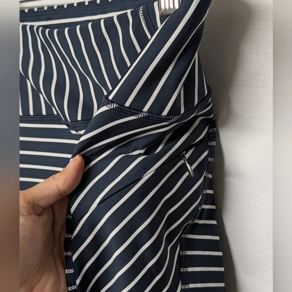Athleta Navy Blue Striped Yoga Gym Tight Womens Leggings Size XSmall